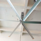 アルミ合金の刃との巨大な産業様式の天井に付いている扇風機の大量の低速